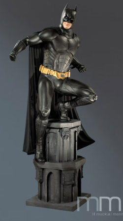 Batman Begins Life-Size Statue Batman 234 cm